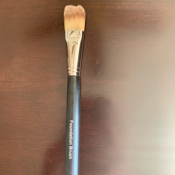Younique Other - Younique brush Younique Other - Younique brush